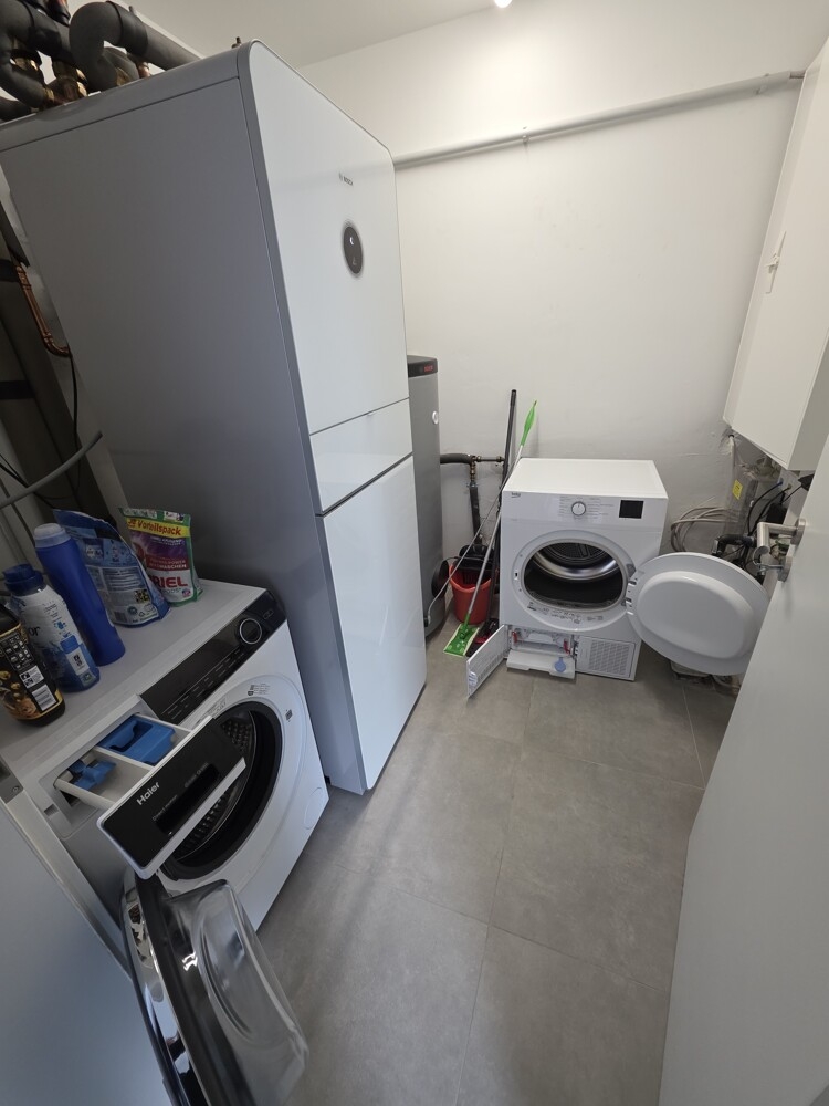 Waschmaschine und Trockner Erdgeschosswohnung Viersen
