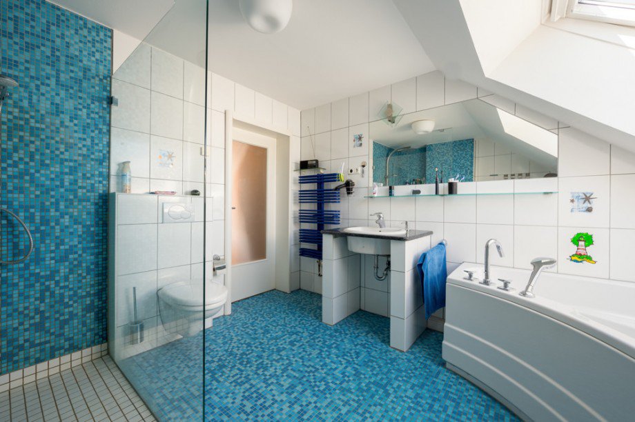 Badezimmer Dachgeschoss Doppelhaush�lfte Nettetal