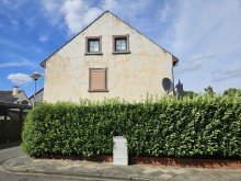 . Renovierungsbed�rftiges Reihenendhaus mit Anbau und Doppelgarage in Viersen-D�lken