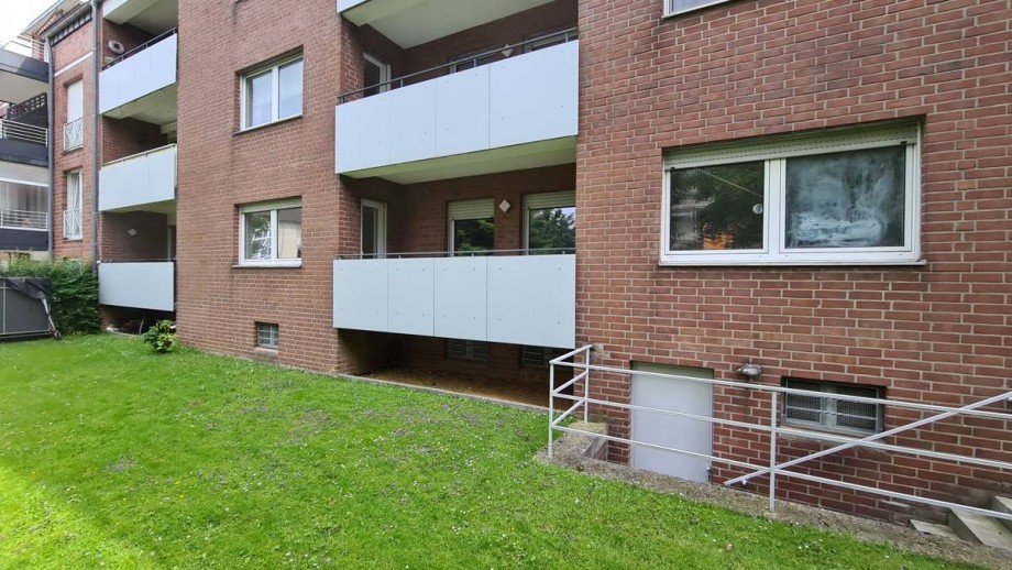 Balkon Hochparterre Erdgeschosswohnung Viersen