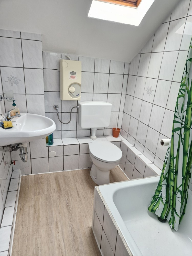 DG rechts, Bad Mehrfamilienhaus Viersen