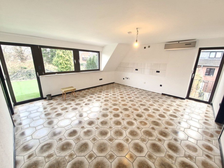 Wohnzimmer/K�che Etagenwohnung Viersen