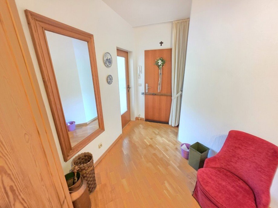 Wohnungseingang/Diele Etagenwohnung T�nisvorst