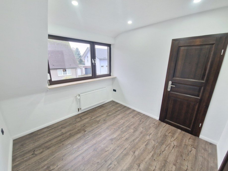 Ankleide/B�ro Etagenwohnung Viersen
