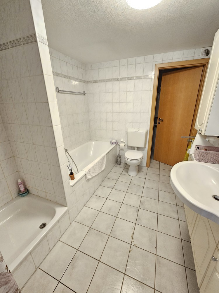 . Mehrfamilienhaus M�nchengladbach