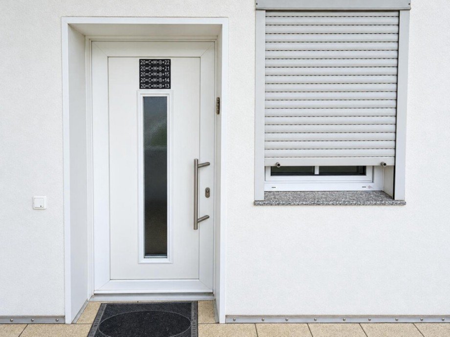 Wohnungst�re, K�chenfenster Maisonettewohnung Viersen