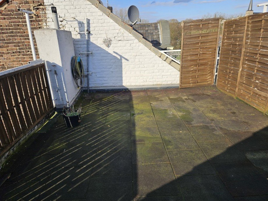 Dachterrasse Mehrfamilienhaus M�nchengladbach