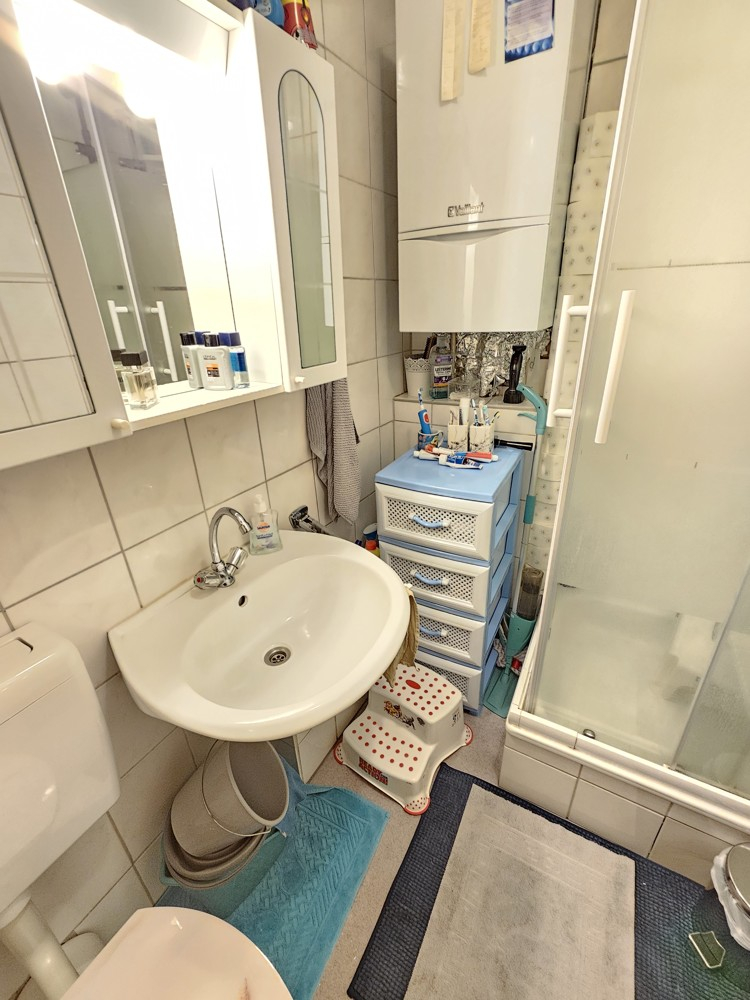 . Mehrfamilienhaus M�nchengladbach