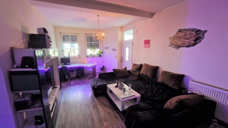 Wohnzimmer EG vorne Mehrfamilienhaus Viersen