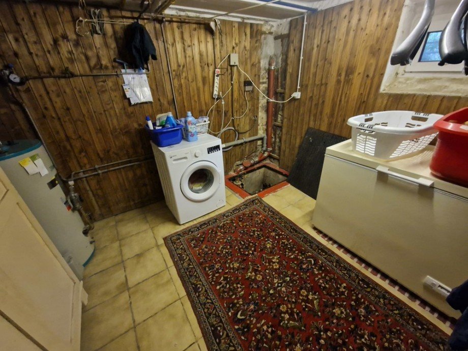 Kellerraum Zweifamilienhaus M�nchengladbach