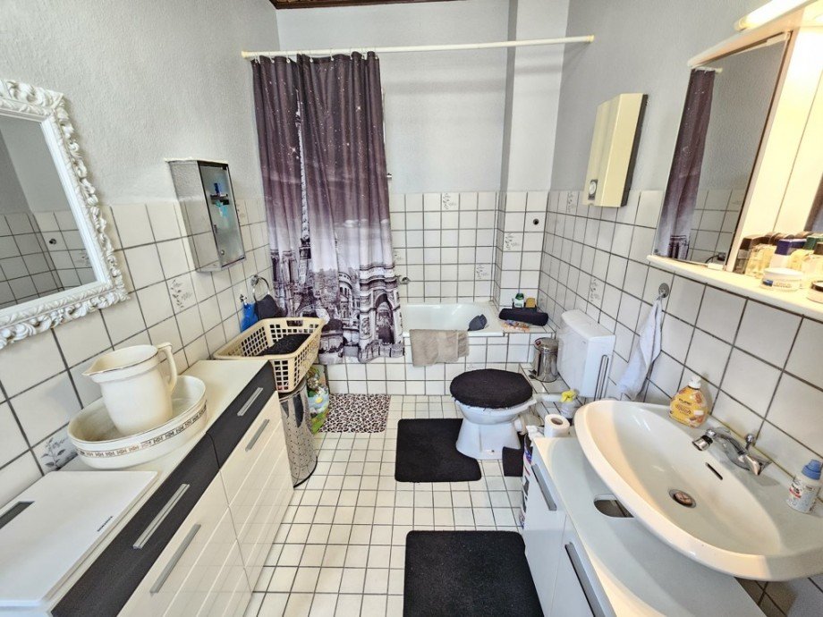 . Mehrfamilienhaus M�nchengladbach