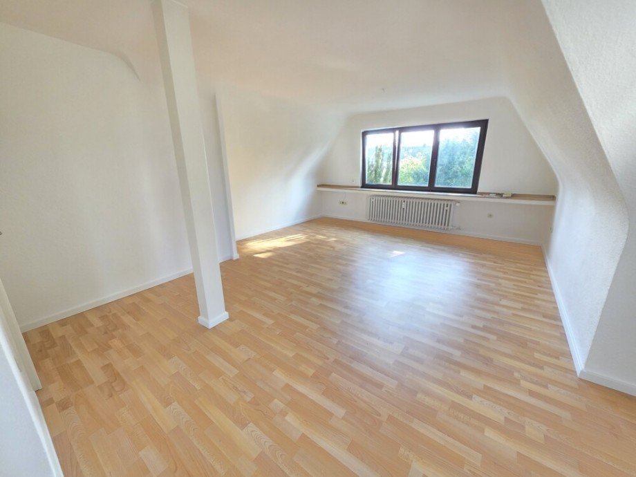 Wohnzimmer Dachgeschosswohnung Viersen