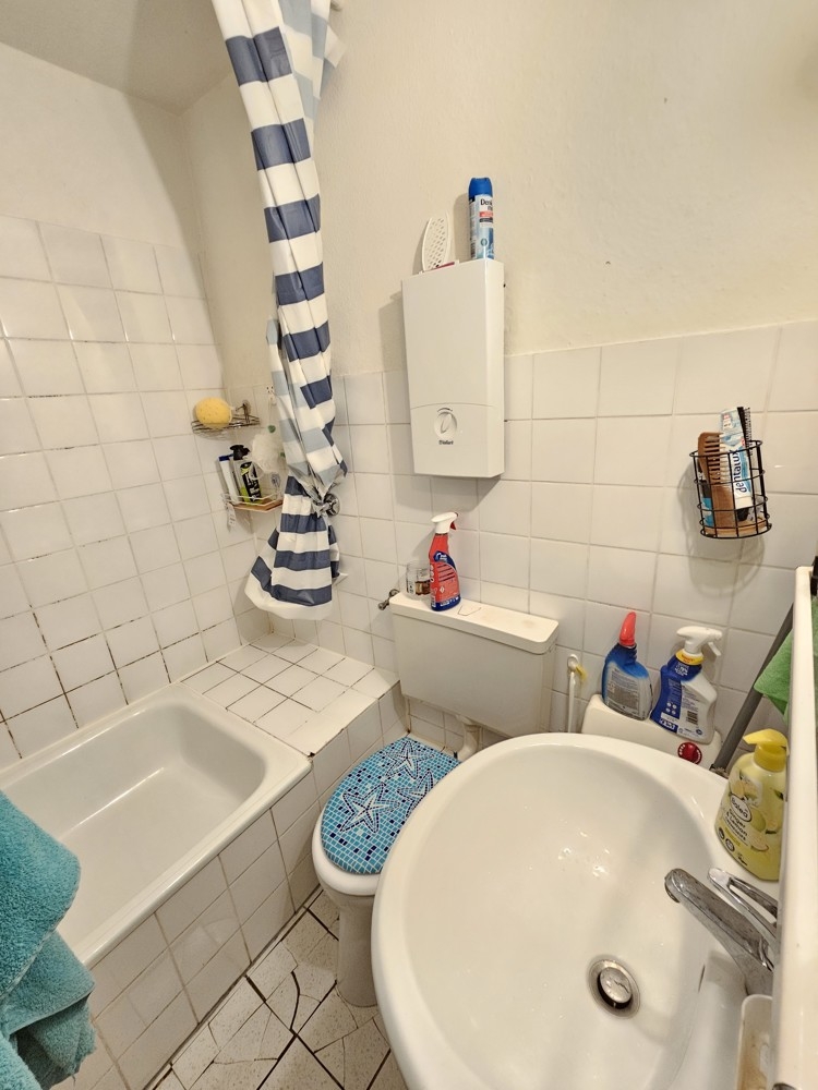 OG rechts, Bad Mehrfamilienhaus M�nchengladbach