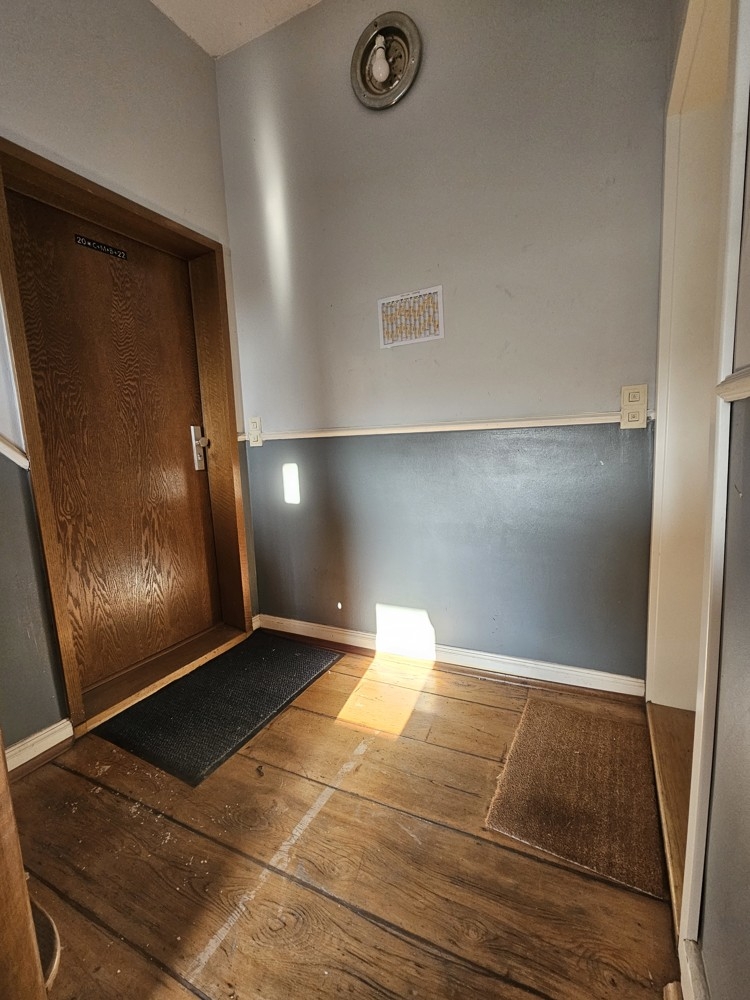 Obergeschoss Treppenhaus Mehrfamilienhaus M�nchengladbach