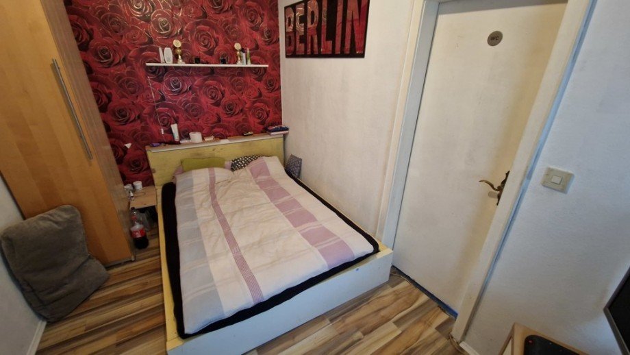 Schlafzimmer, 1.OG Mehrfamilienhaus Viersen