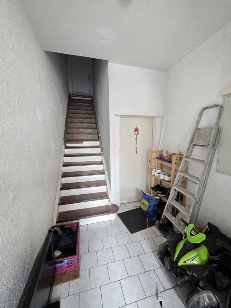 Treppe EG - OG Reihenhaus Viersen