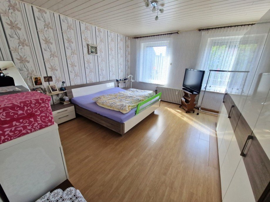 OG - Schlafzimmer Mehrfamilienhaus Viersen