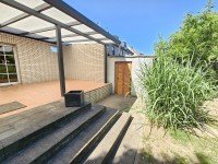 Bild (994ee72d9004c2502f9bdf77ad9222e0): Gro�z�gige Doppelhaush�lfte mit ausgebautem Dachgeschoss, Garten, Garage und Terrassen�berdachung
