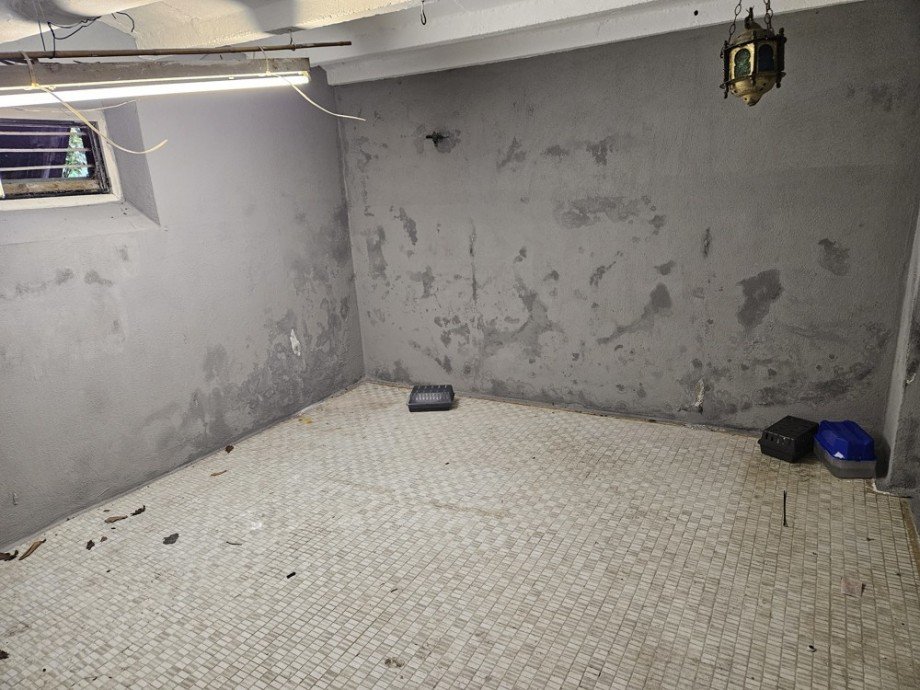 Kellerraum Zweifamilienhaus M�nchengladbach