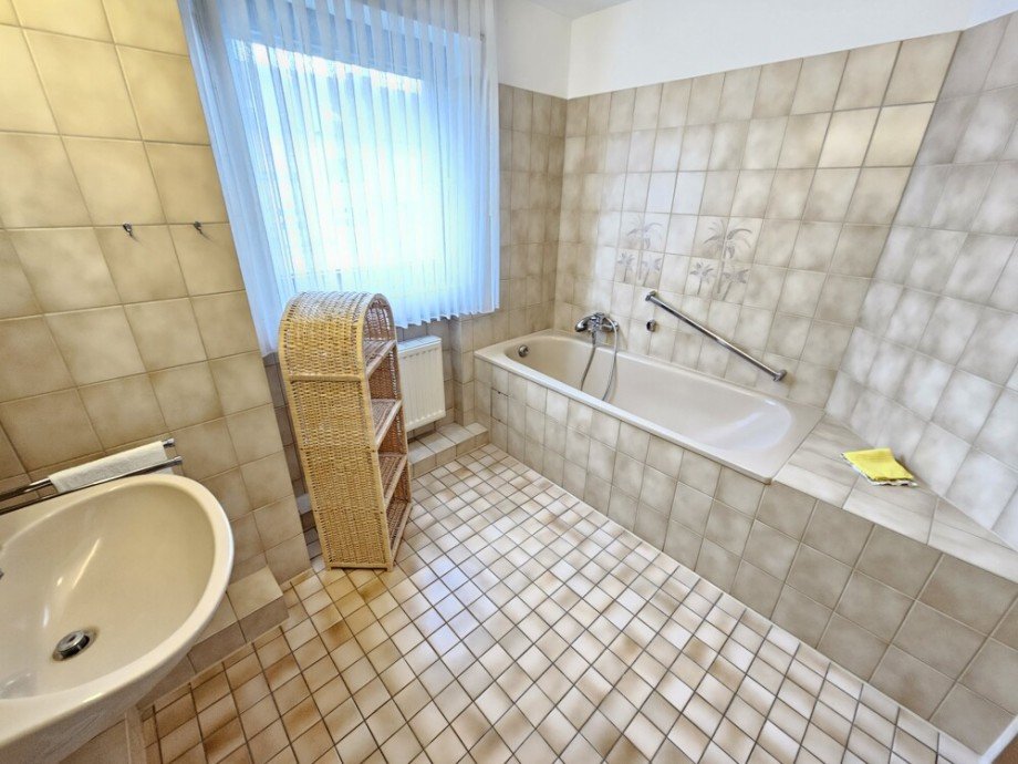 Bad - OG Reihenendhaus M�nchengladbach