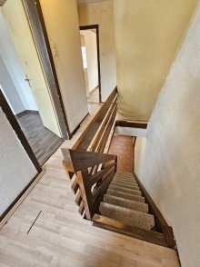 Flur Obergeschoss Renovierungsbed�rftiges Reihenendhaus mit Anbau und Doppelgarage in Viersen-D�lken
