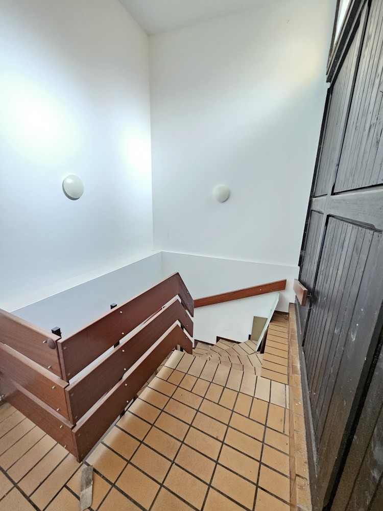 Zugang Keller / Sanit�rr�ume Gastronomie Viersen