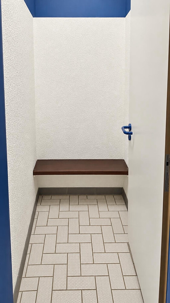 Umkleide / Schwimmbad Maisonettewohnung Viersen