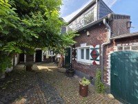 Bild (cae292e539de7eac9015f3a2905950c3): Reihenendhaus und Anbau mit historischem Charme, Garage, Innenhof und liebevoll angelegtem Garten