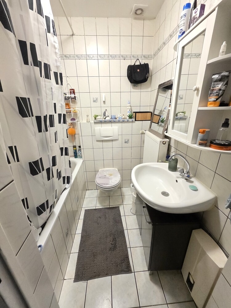 Badezimmer / EG Reihenhaus Viersen