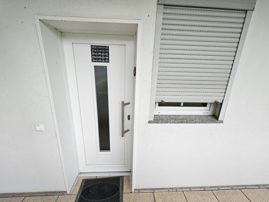 Wohnungst�re, K�chenfenster Maisonettewohnung Viersen