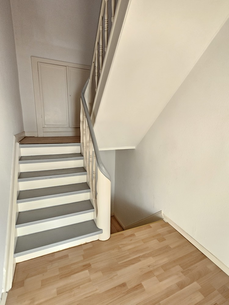 Treppe zum DG Reihenmittelhaus Viersen